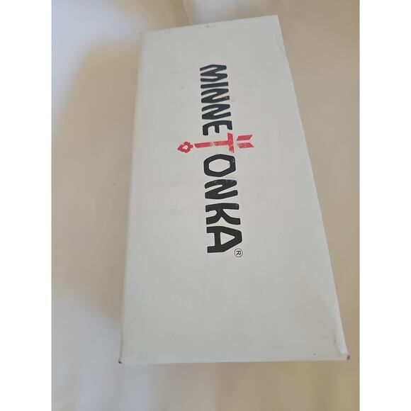 Minnetonka, Women's MOCCASINS, Navy 209 Size 8 - Picture 9 of 10